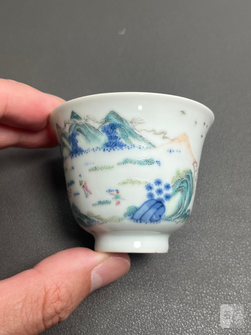 清同治  青花粉彩“高仕游春”图诗文杯 - 图6
